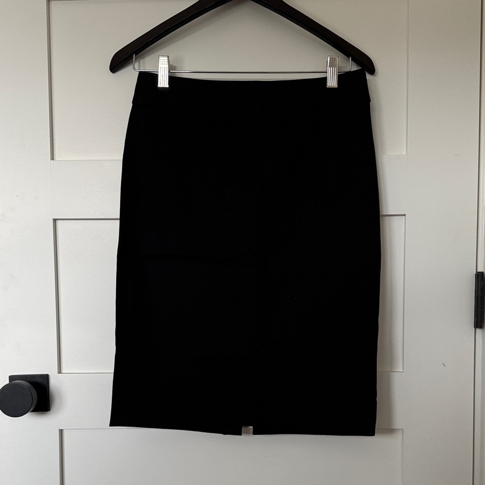 Banana Republic Classic Black Pencil Skirt